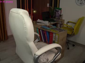 couple cam secretary_bj image #4050885