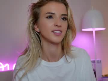 entia  girl  cam
