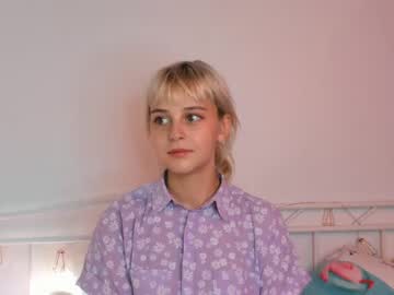girl cam louiseshelton image #1570363