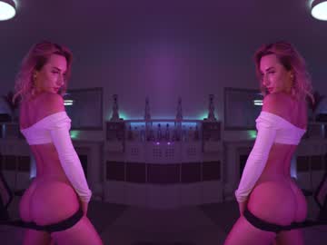 girl cam hannahjames710 image #1841946
