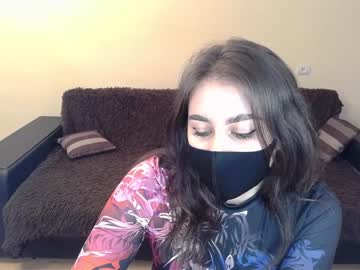 girl cam cutiecarmen_ image #1139225