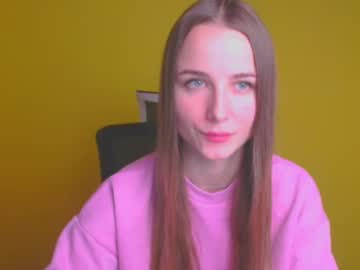 milly_liss  girl  cam