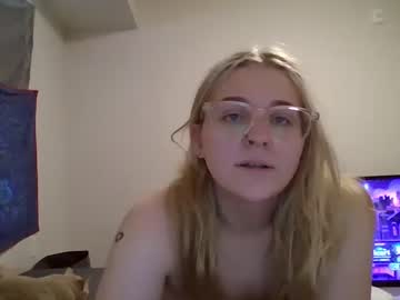 girl cam shortnsweetie image #3882599