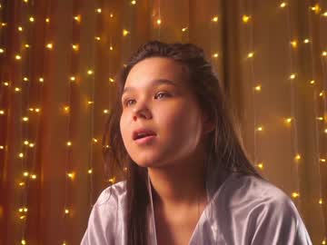 girl cam helenmoors image #3066855