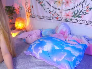 girl cam juicyandthepussyblvd image #2085834