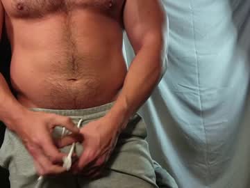 man cam pizza_biceps image #1283780