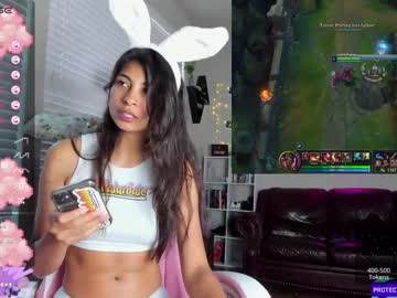 girl cam violetttflowers image #3612926