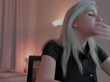 girl cam whitewidooowww image #530847