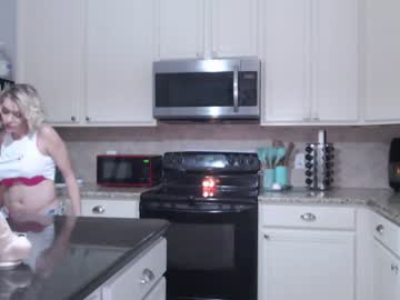 girl cam laceycoffeegirl image #2189527