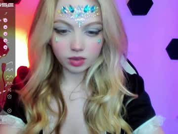 girl cam small_blondee image #2634043