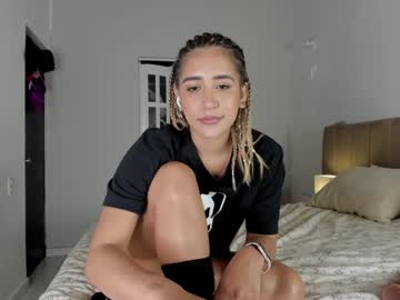 girl cam amelie_bunny_real image #717994