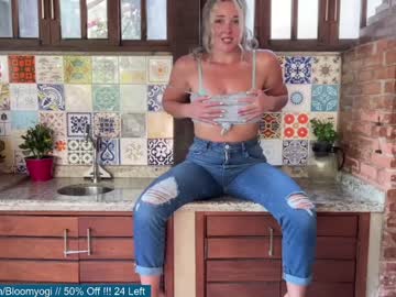girl cam bloomyogi image #2465379