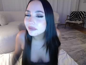 girl cam eevie_moon image #1321869