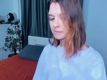 girl cam _night_moon_ image #3965916