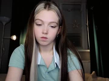girl cam small_blondee image #3758225