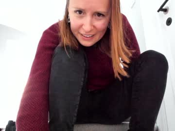 girl cam eatmypie69 image #2139959