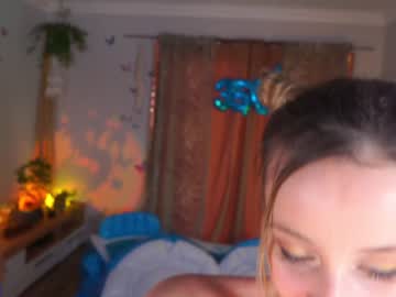girl cam juicyandthepussyblvd image #2372200