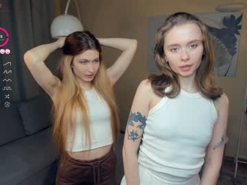 couple cam _hollydolly_ image #3900452