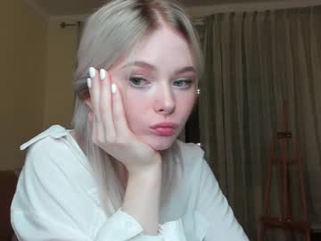 girl cam yuppiyulia image #3066