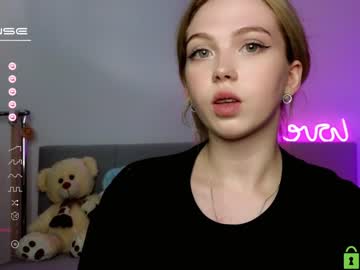 girl cam small_blondee image #3121386