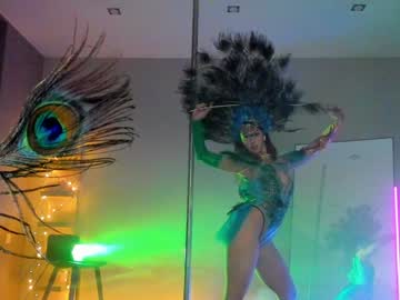 girl cam _meganmeow_ image #2404300
