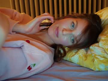girl cam ellaa91 image #1935006