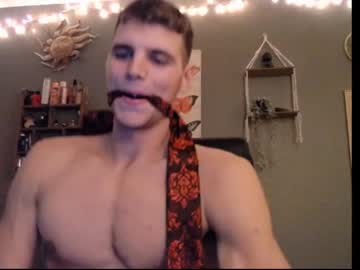 man cam nhandgrenades image #435992