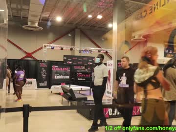 couple cam honeyand_thebear image #33021