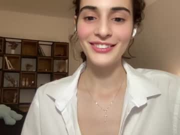 girl cam wonderland_stia image #3671145