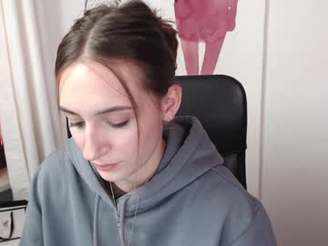 girl cam lili_petit image #2068045