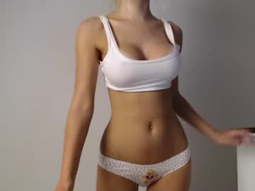 girl cam trixie_taylor image #3997149