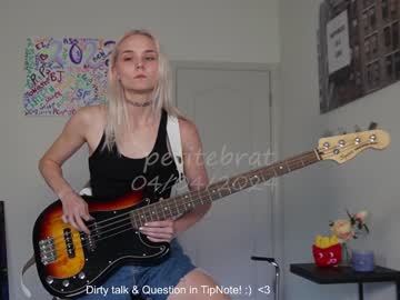 girl cam petitebrat image #4457907