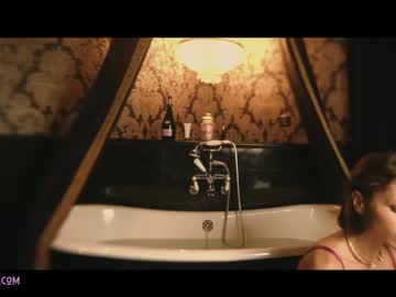 girl cam lucieoude_ image #1574092