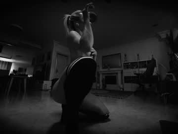girl cam hannahjames710 image #1749728
