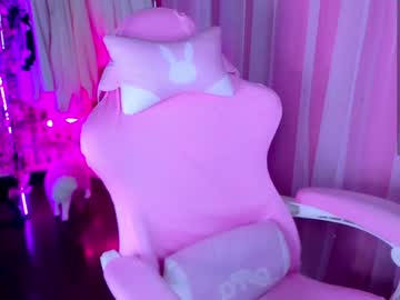 girl cam lily_weep image #1054033
