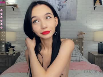 girl cam riskyproject image #3317638