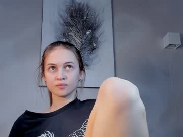 girl cam darling_dreamer image #3559228