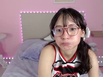 girl cam little_effy18 image #655633