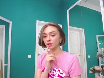 girl cam adelewilson__ image #379506