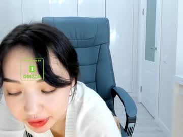 girl cam lee_yoona image #673077