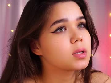 girl cam helenmoors image #3792086