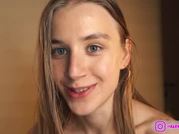 girl cam alexispeach image #387688