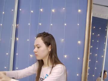 girl cam kriskras__ image #2616484