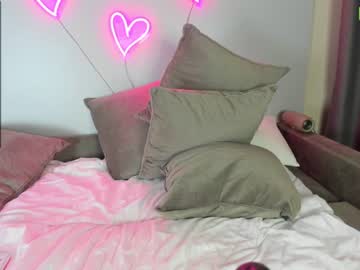girl cam zoe_0 image #2943