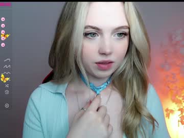 girl cam small_blondee image #2758855