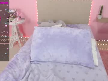 girl cam little_effy18 image #1029180