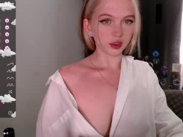 girl cam small_blondee image #1673885