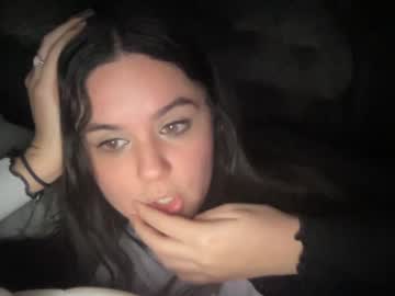 girl cam gia_is_horny image #2358296