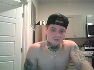 man cam redinthebed image #4009365
