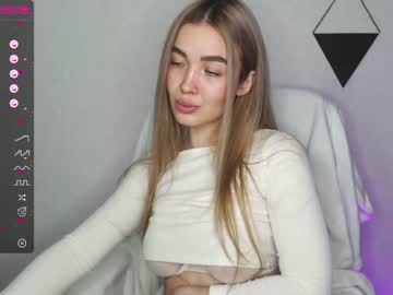 girl cam yourvirusqueen_ image #1445192